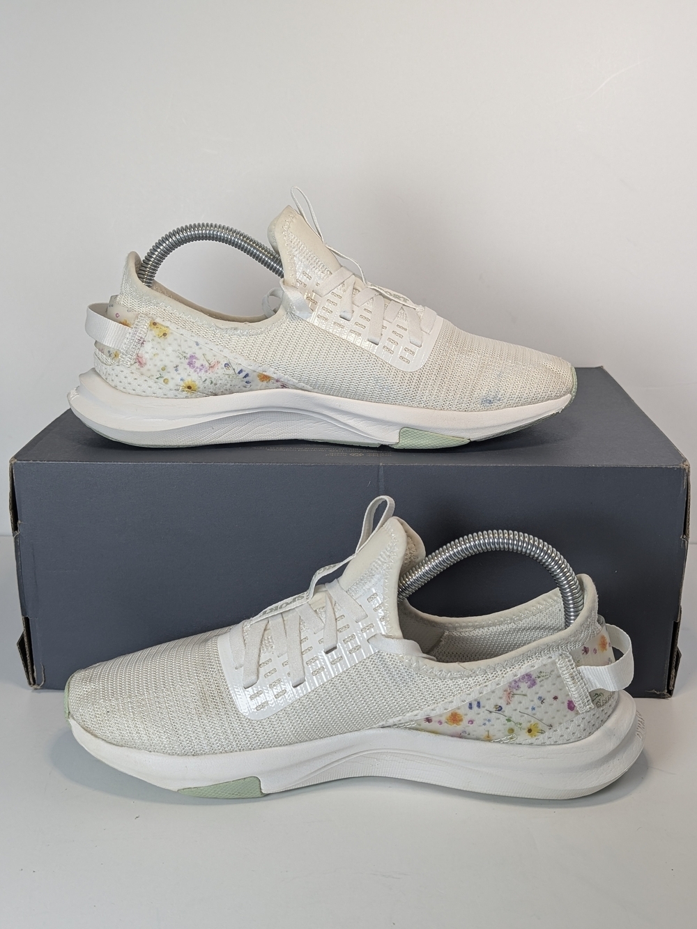 New Balance DynaSoft Nergize Sport V2 Womens Size 8 - Picture 2 of 8